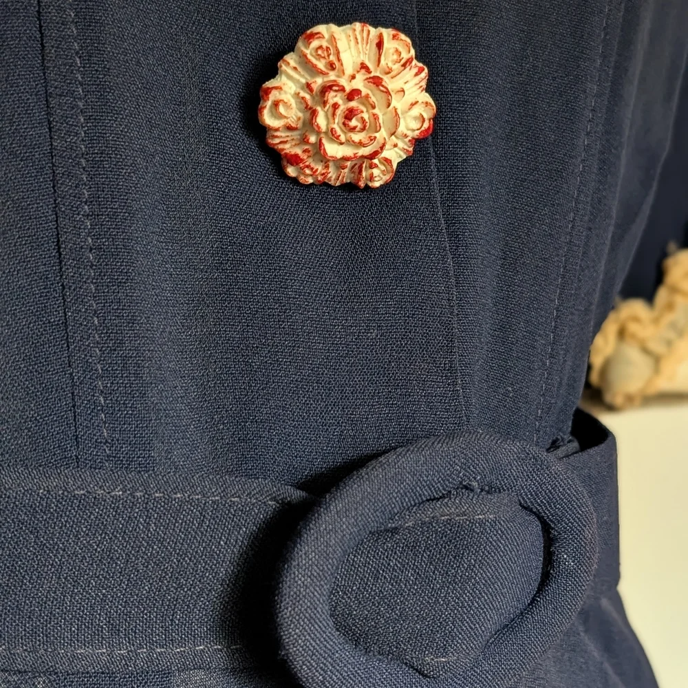 Vintage Navy Dress with Cream Lace Accents - Picture 5 of 15